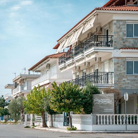 Dionisos Apartments Паралия Дионисиу Екстериор снимка