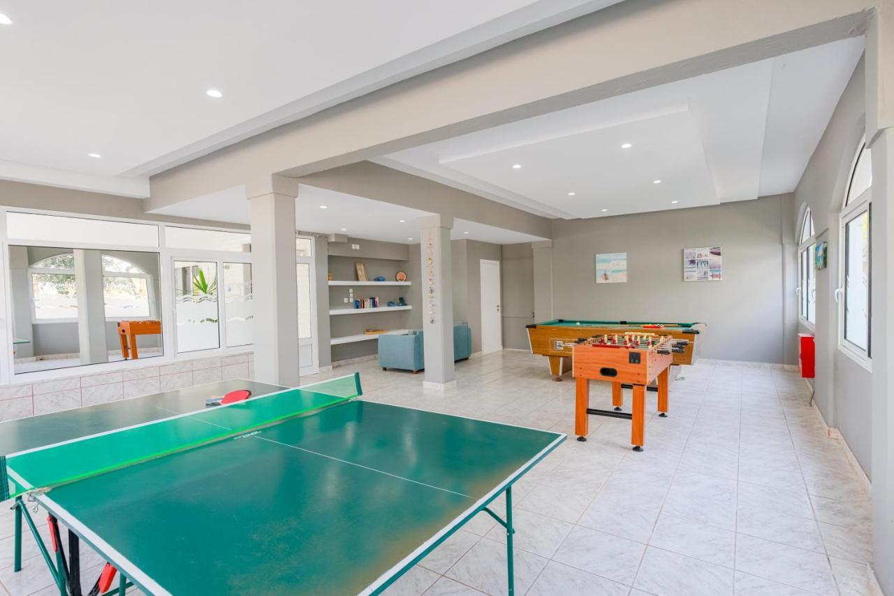 Dionisos Apartments Паралия Дионисиу Екстериор снимка