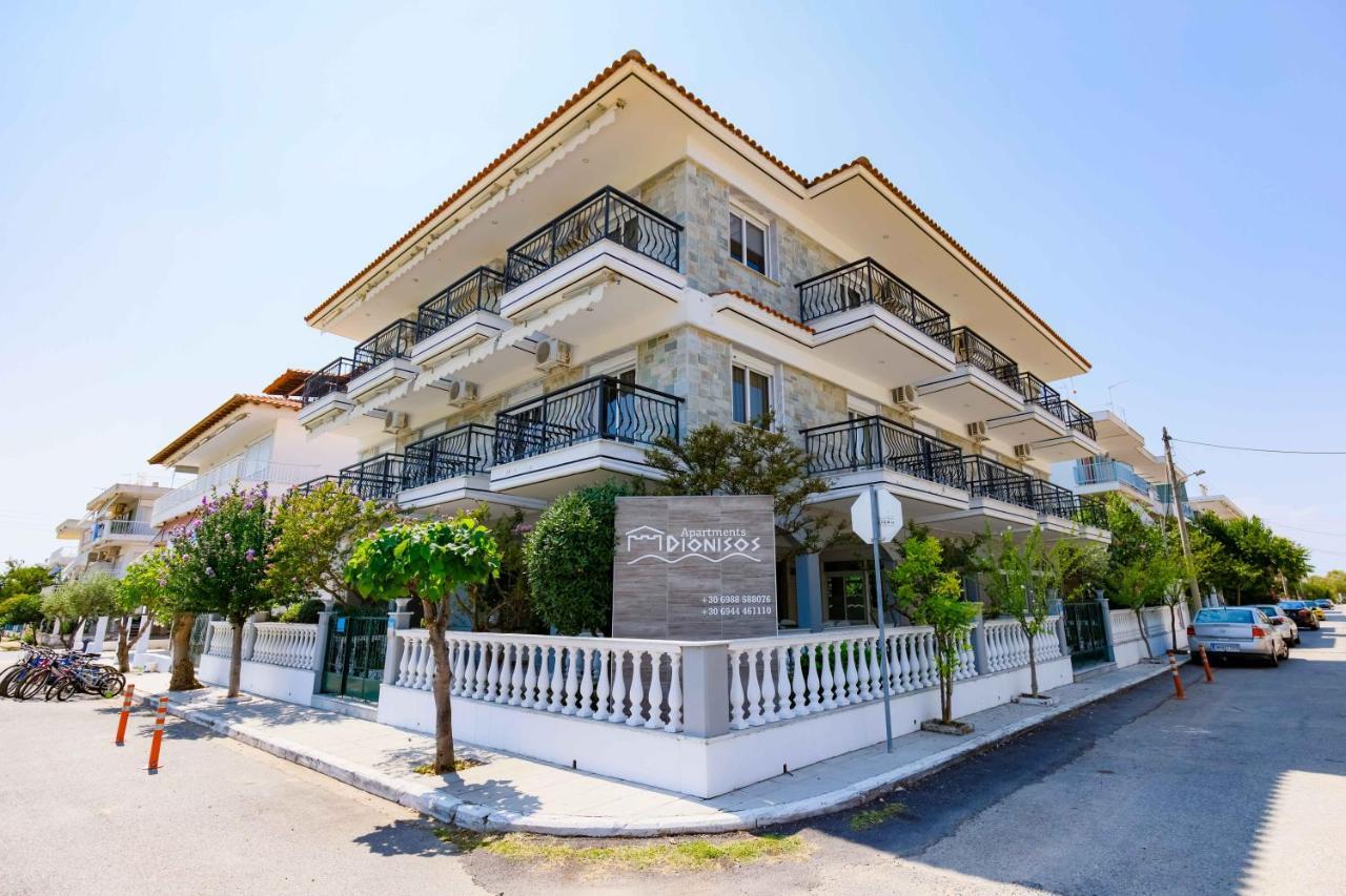 Dionisos Apartments Паралия Дионисиу Екстериор снимка