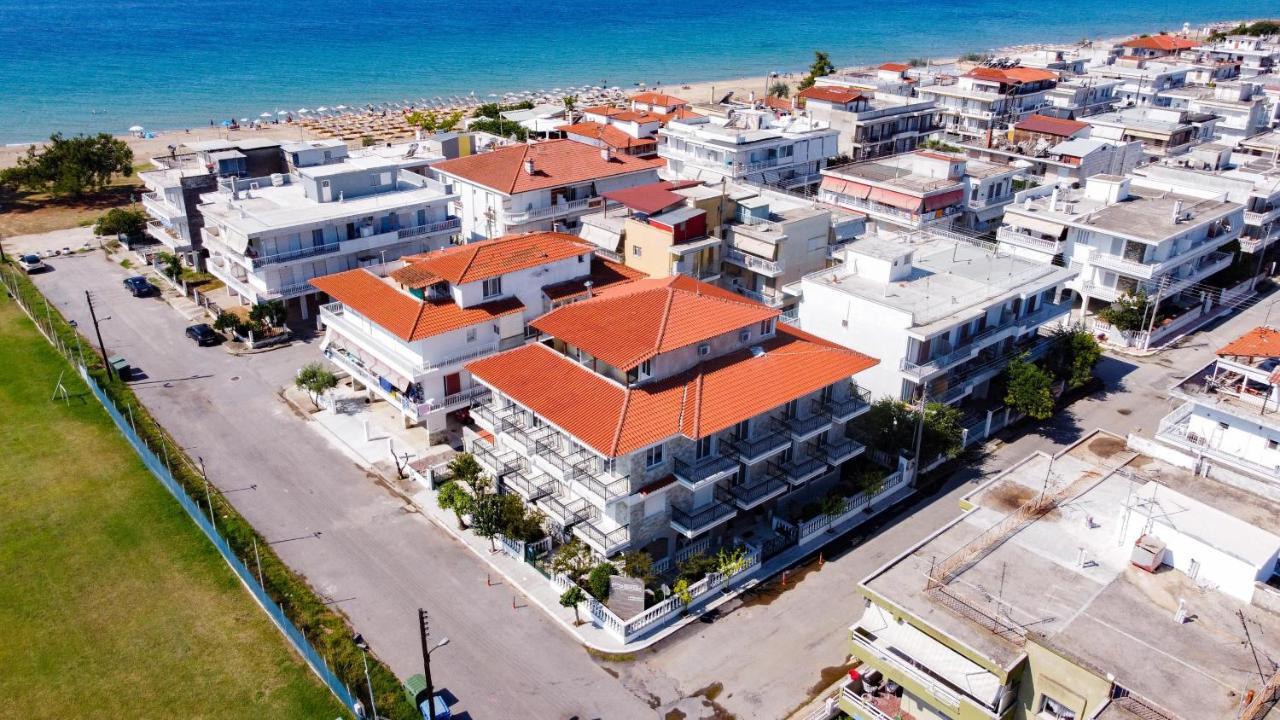 Dionisos Apartments Паралия Дионисиу Екстериор снимка