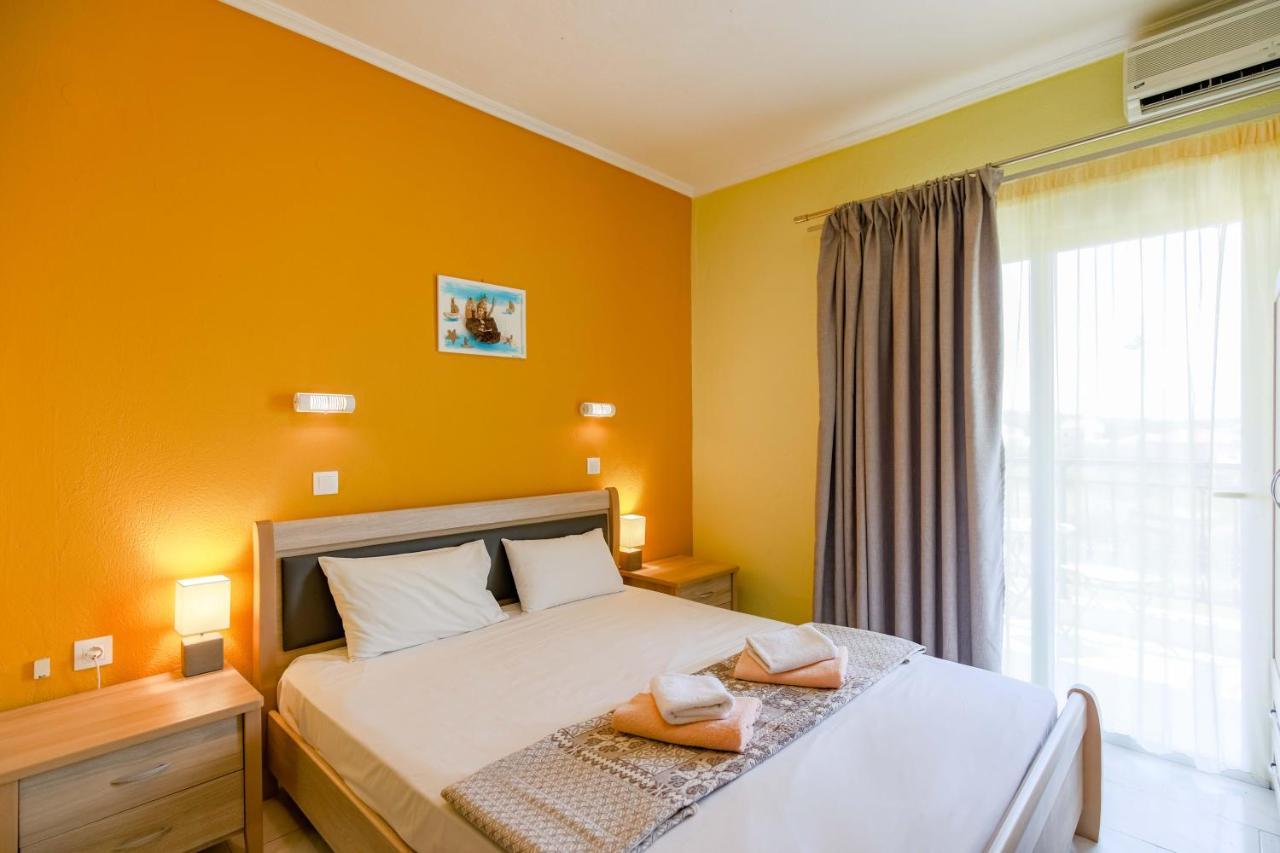 Dionisos Apartments Паралия Дионисиу Екстериор снимка