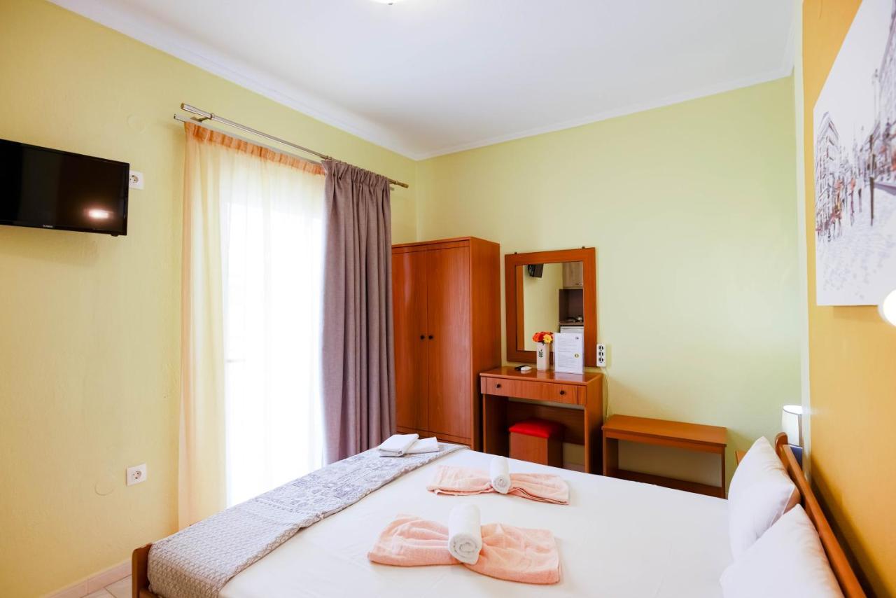 Dionisos Apartments Паралия Дионисиу Екстериор снимка