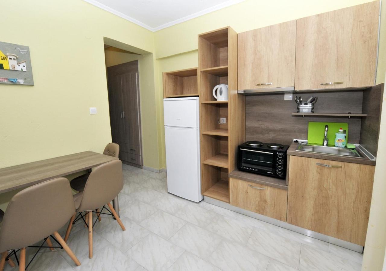 Dionisos Apartments Паралия Дионисиу Екстериор снимка