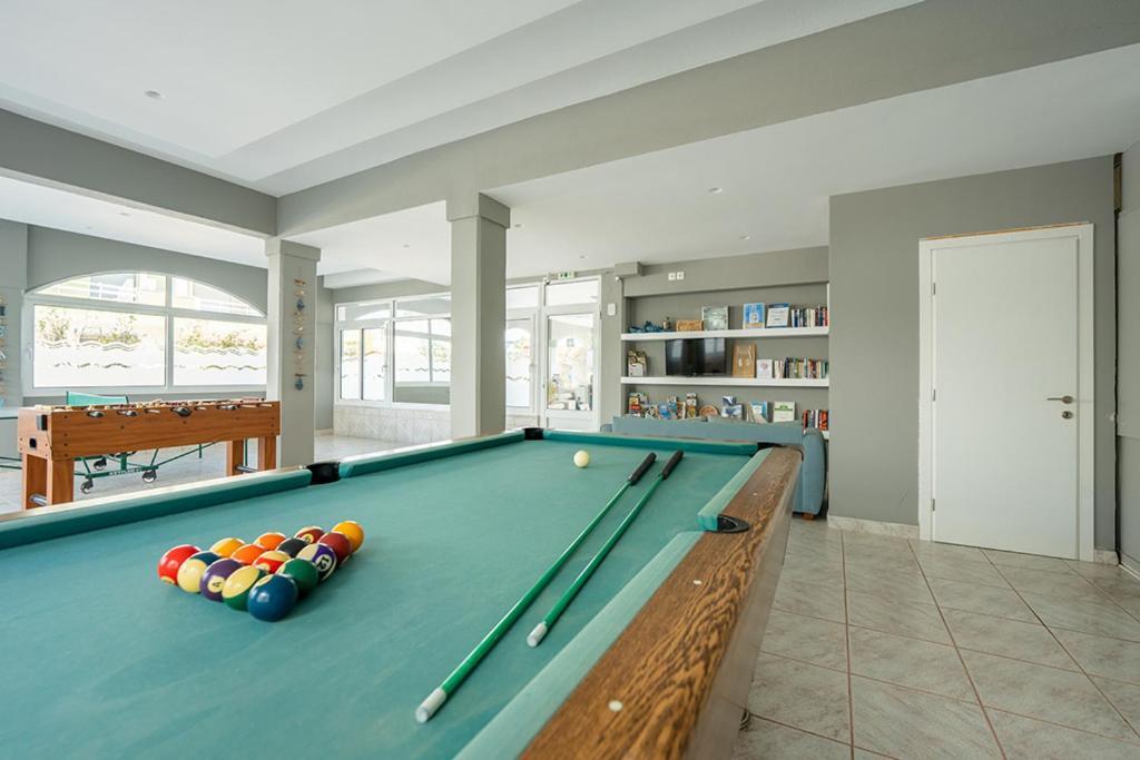 Dionisos Apartments Паралия Дионисиу Екстериор снимка