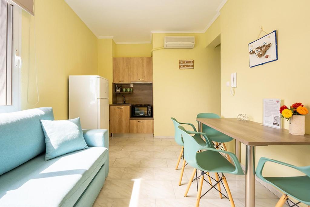 Dionisos Apartments Паралия Дионисиу Екстериор снимка