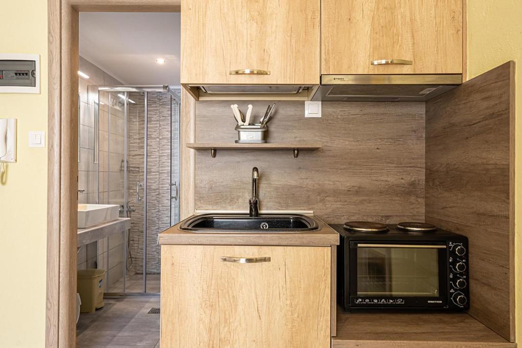 Dionisos Apartments Паралия Дионисиу Екстериор снимка