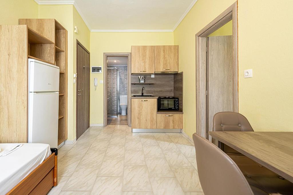 Dionisos Apartments Паралия Дионисиу Стая снимка