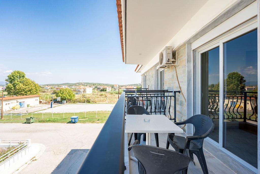 Dionisos Apartments Паралия Дионисиу Стая снимка